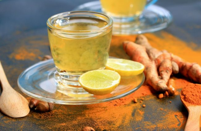 What Happens To Your Body When You Drink Lemon Water With Turmeric